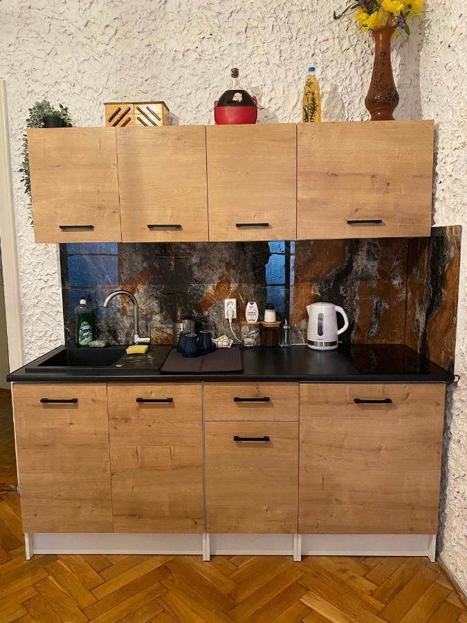 Vintage Rooms In Old Town Красков Екстериор снимка