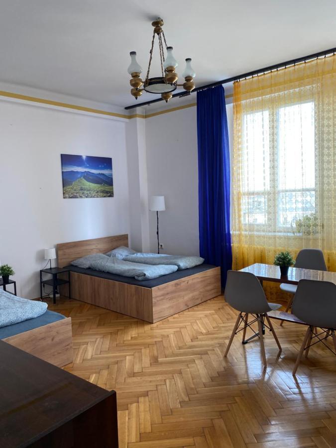 Vintage Rooms In Old Town Красков Екстериор снимка
