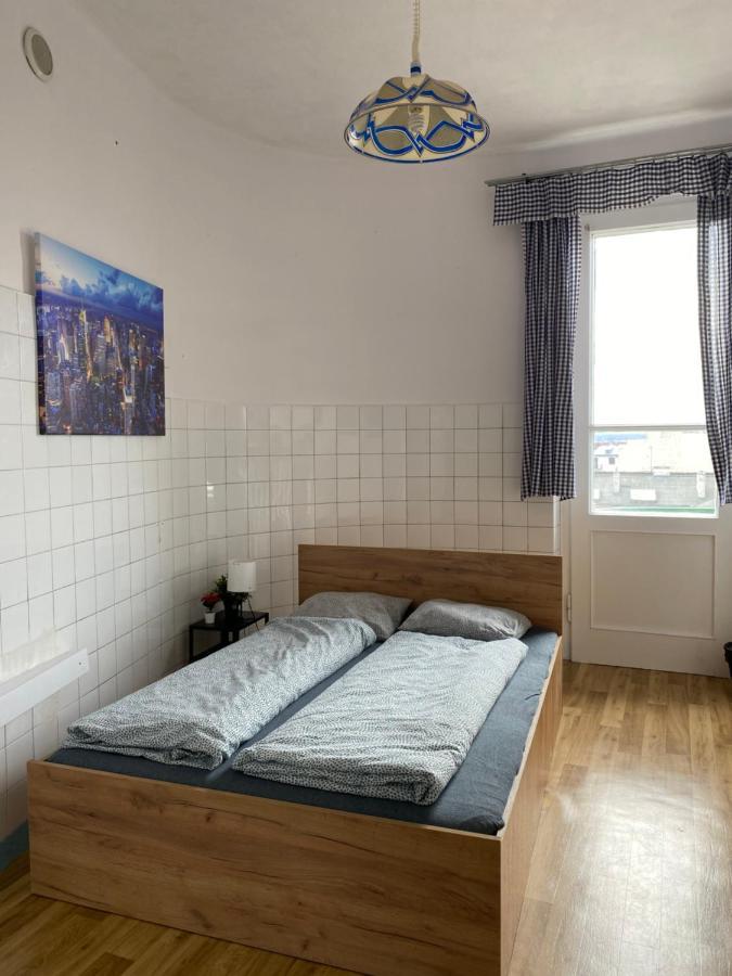 Vintage Rooms In Old Town Красков Екстериор снимка
